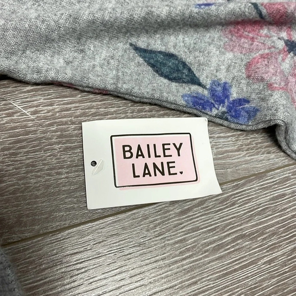 NWT Bailey Lane Crop Tie Front Brushed Pullover Light Grey Floral Hoodie L - Picture 13 of 16